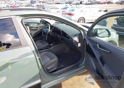 2025 Kia Niro Ev Wind из США, поврежденный, VIN KNDCR3L17S5144899